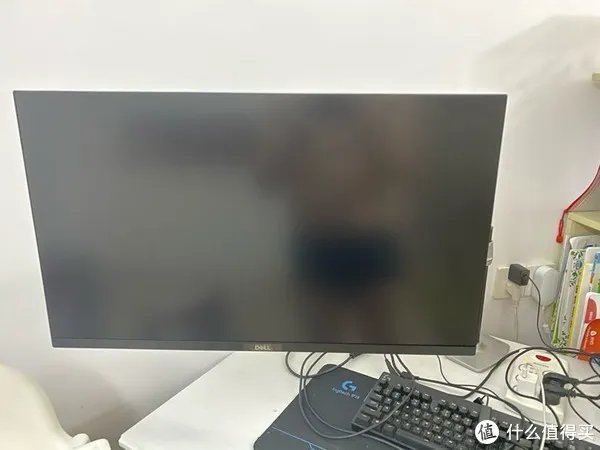 戴尔显示器