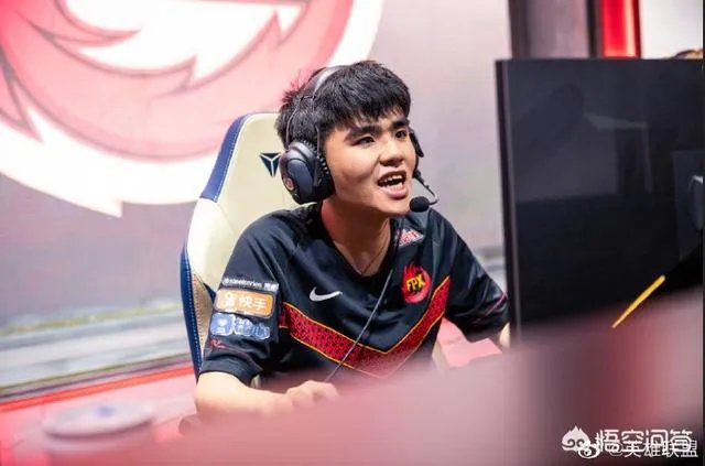 LOL全明星投票结束,FPX战队五人占了四席,最佳解说得主为王多多,你怎么看?