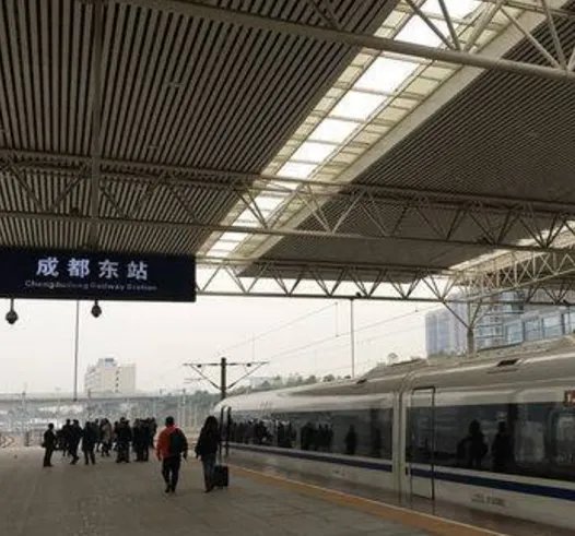 西成高铁什么时候正式开通运营？