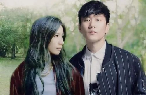林俊杰那么喜欢田馥甄,节目中也有各种感动表白,HEBE为什么对林俊杰无感?