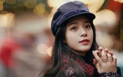 欧阳娜娜玫瑰金发色青春靓丽,你有想染的发色吗?