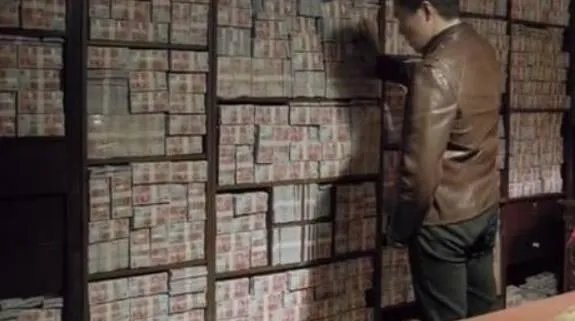 有什么稀有的彩钻吗?