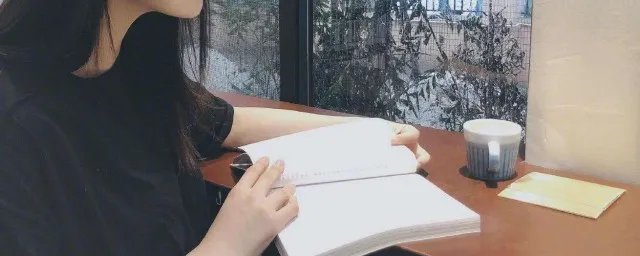 从容的近义词和反义词 和从容意思相近的词语