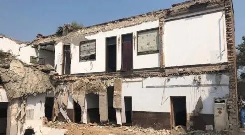 山西临汾一饭店坍塌 ,事发的主要原因是什么?