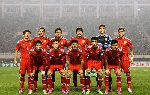李铁带领的中国男足在东亚杯获得了季军,大家怎么看?