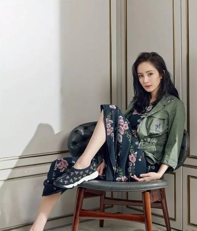 国内最美的十大女明星分别是谁？