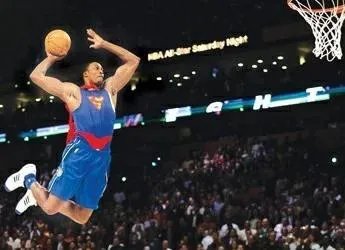 巅峰霍华德的身体素质,在NBA属于什么级别?
