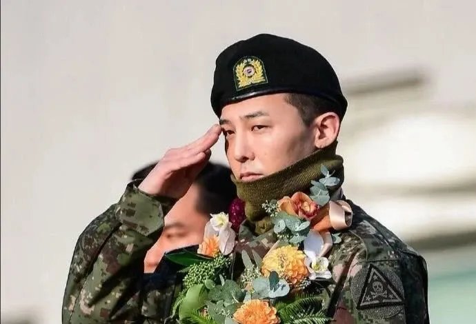 韩国人气巨星权志龙退伍,改退伍场所居然是因为这个?