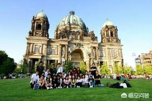 为什么有人说好学校是稀缺资源?中国教师的学历到底有多高?