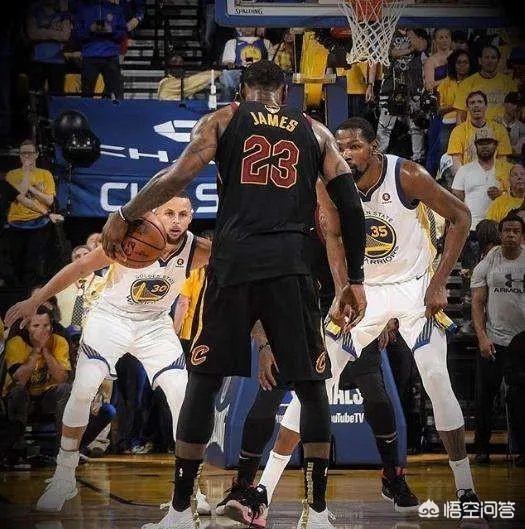 如何看待ESPN给出的“库里换防詹姆斯的54个回合,詹姆斯得到12分”这个数据?