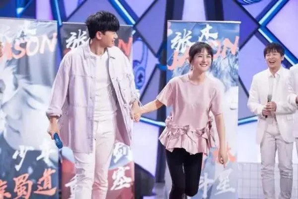 为何说张杰和谢娜结婚都9年了，还是有粉丝不甘心？