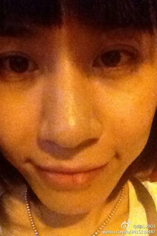 国际名模张亮的老婆是谁?也就是张天天的妈妈。求几张他们的照片啊啊 ……