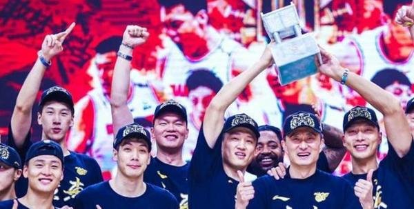 易建联在广东队的时候,一共拿到过多少个总决赛MVP呢?