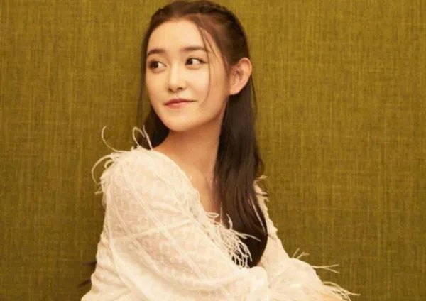 如何评价蒋依依在《带着爸爸去留学》中饰演的武丹丹?