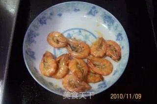 【小渔夫私房菜】---《鲜虾大蒜烧豆腐》