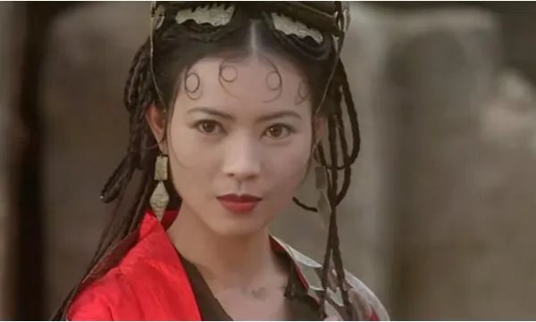 蓝洁瑛落魄时,为什么没有人帮她?