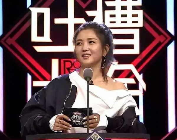 超女何洁为什么离婚了