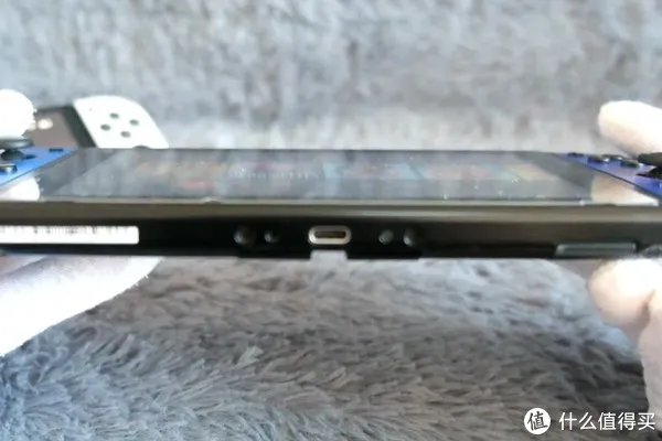 瞎摸瞎玩 篇二十八:来了来了,OLED来了——任天堂Switch OLED版本开箱与简单对比
