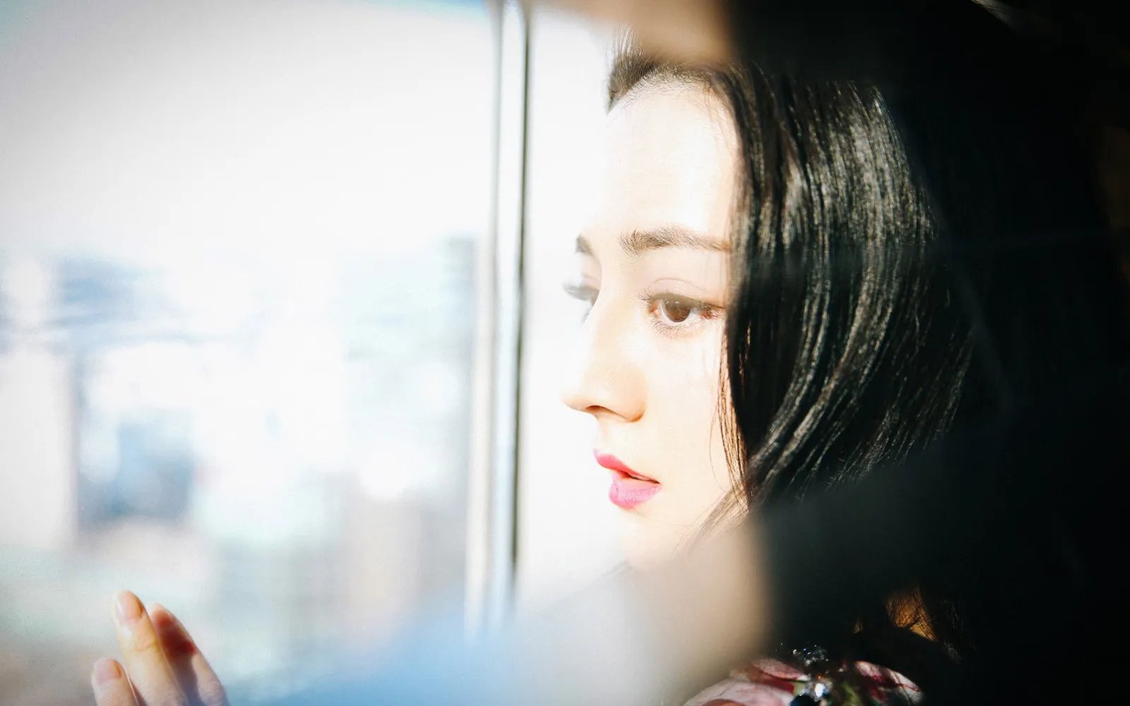 何雯娜梁超宣布订婚,世界冠军都有了对象,我们该怎么追求自己的爱情?