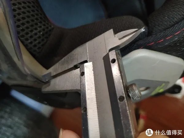哪家头盔值得买?永恒、LS2、BEON三家对比测试