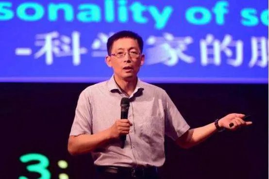 清华校长施一公，辞职去西湖大学，还说要超过北大清华，现在怎样?