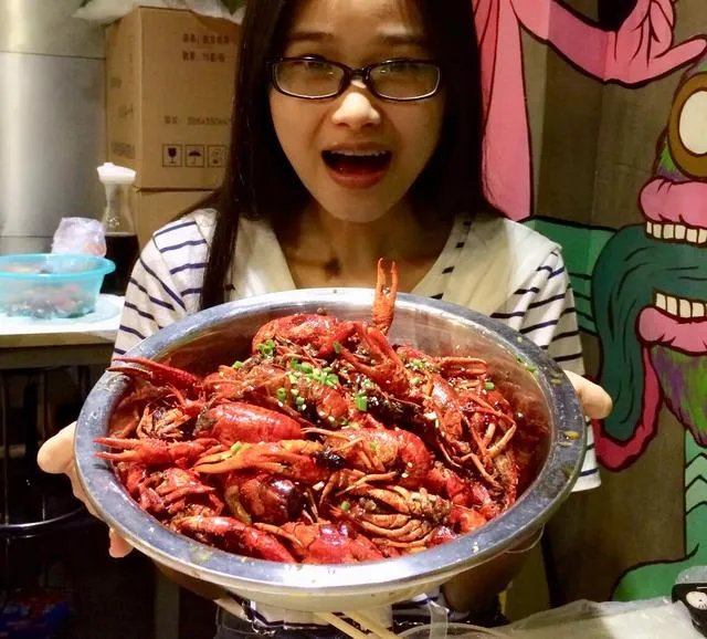 小龙虾的口味很多,你最喜欢吃哪个味道的?