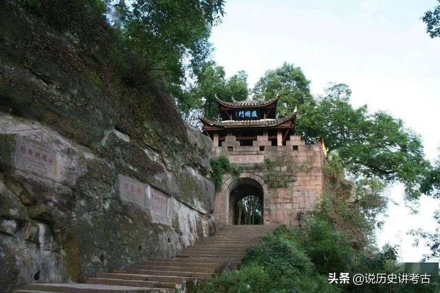 入选2018年全国十大考古发现之一的重庆钓鱼城遗迹包含什么?