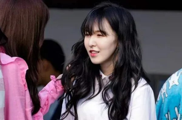 Wendy坠台事件