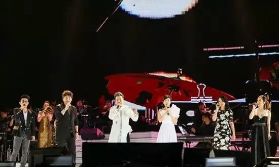 能在鸟巢连开演唱会是什么水平?