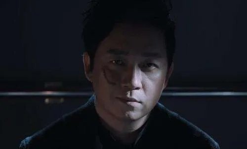 潘粤明的《鬼吹灯》系列为什么会一下子连拍了五部？