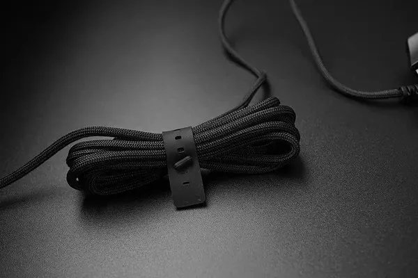 Razer Viper毒蝰游戏鼠标拆解评测