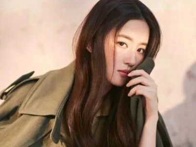 刘亦菲发文为唐嫣庆生,两人是如何认识的?有哪些合作?