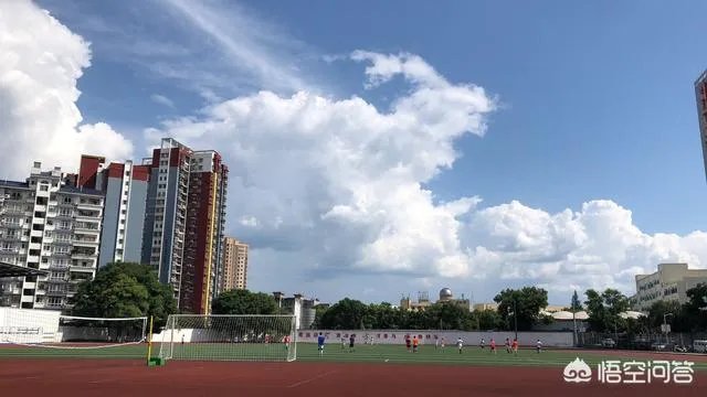 国家发改委发文,对每个新建标准足球场进行补助,对此你怎么看?