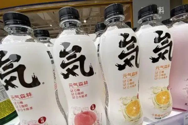 元气森林店铺秒杀活动设置错误，有人买了两三万瓶，你觉得店铺该不该发货？