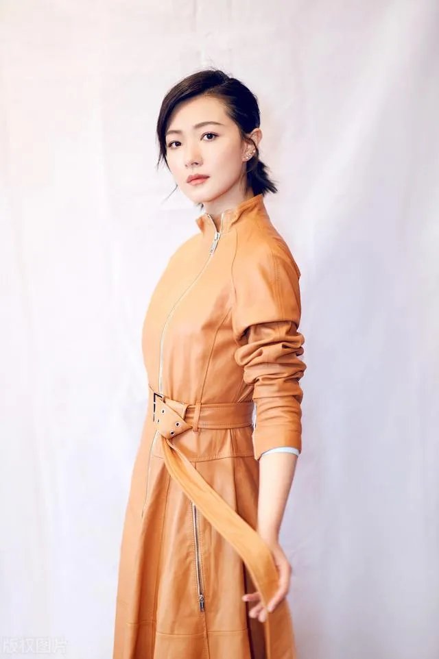 《乘风破浪的姐姐里面,为什么万茜那么受女明星的欢迎?