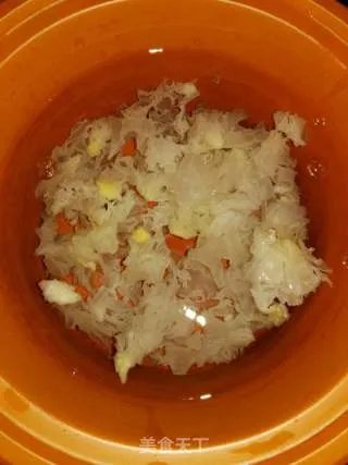 莲子银耳汤