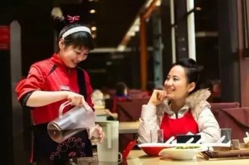 海底捞工作要求那么高,员工的工资情况怎么样?