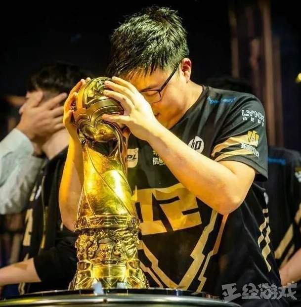 《lol》2018msi季中邀请赛RNG夺冠完整视频 世界赛比赛视频回放