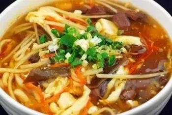 襄阳有哪些美食街,有哪些特色菜?