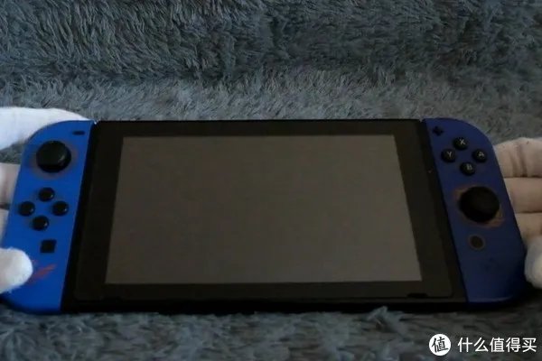 瞎摸瞎玩 篇二十八:来了来了,OLED来了——任天堂Switch OLED版本开箱与简单对比