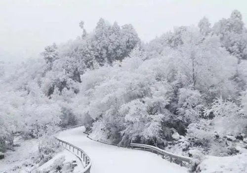 四川一地八月下雪了,这个地方究竟位于四川哪个地方?