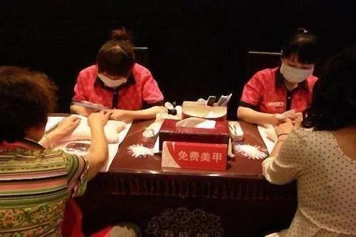海底捞工作要求那么高,员工的工资情况怎么样?