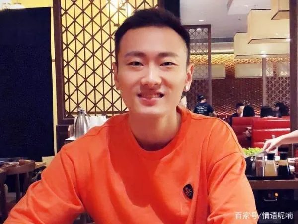被闺蜜搭档夺走男友的羽毛球奥运冠军赵芸蕾现在感情生活如何?