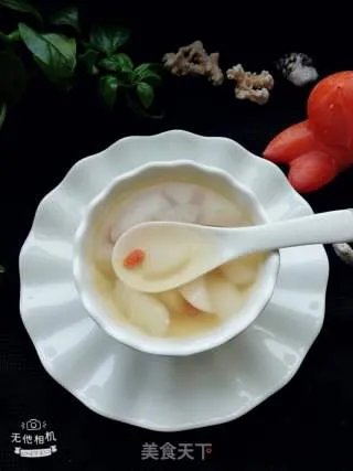 冰糖枸杞炖鸭梨