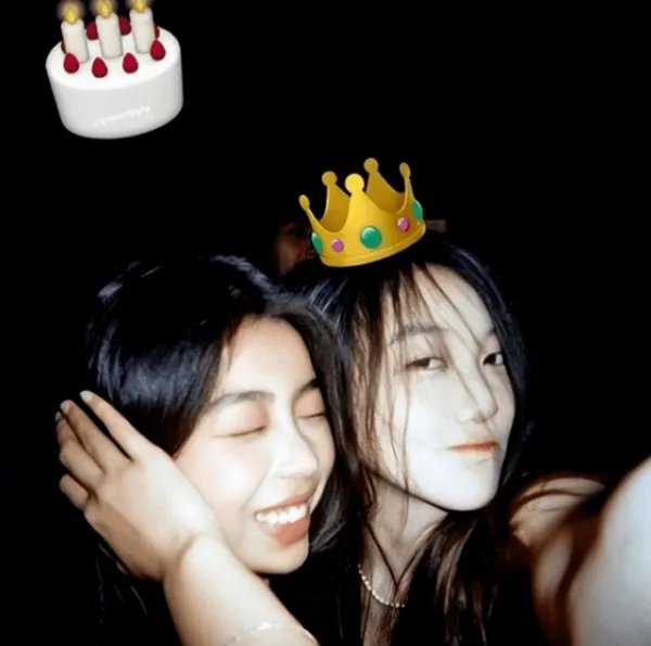 李嫣晒16岁庆生照，不见王菲李亚鹏身影，这是为什么？