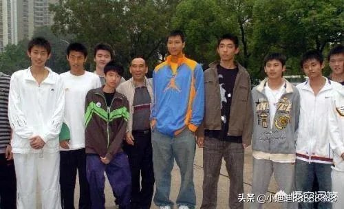 男篮无缘直通奥运,这批球员成长后能赶上他们前辈吗?