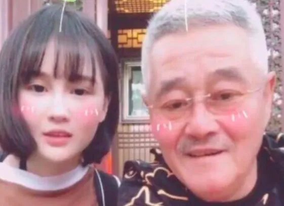 赵本山女儿球球,生活究竟有多奢侈?