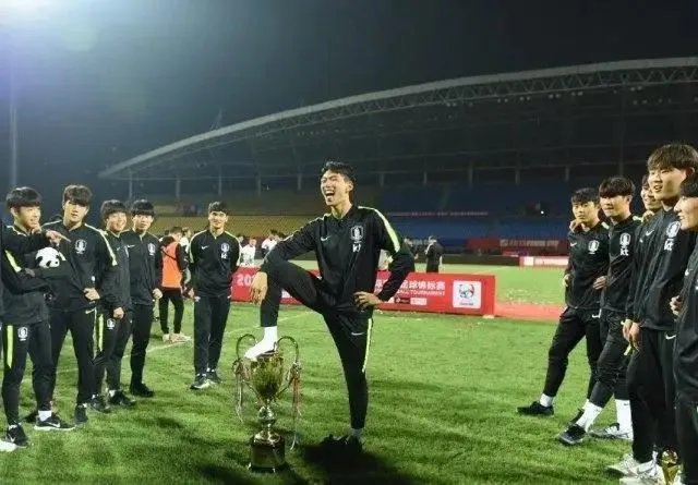 国足40强赛最后23人大名单会有谁?