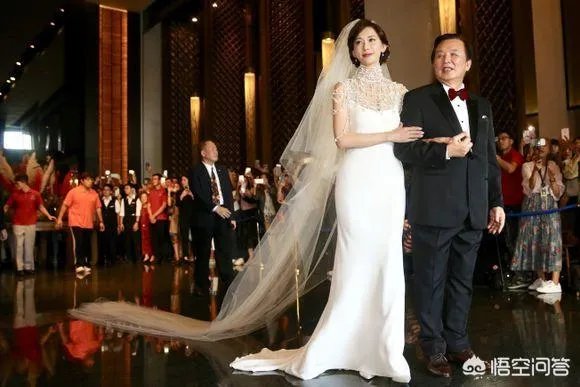 林志玲婚礼现场为什么哭成泪人?