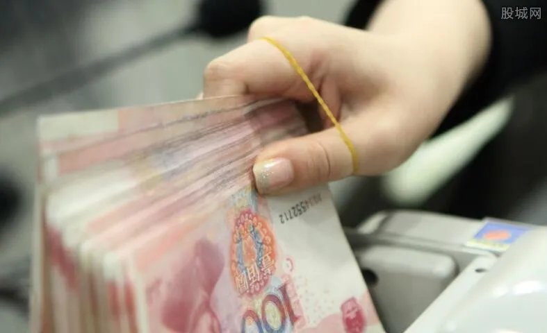 国庆加班工资咋算 10月1日至4日加班发3倍工资